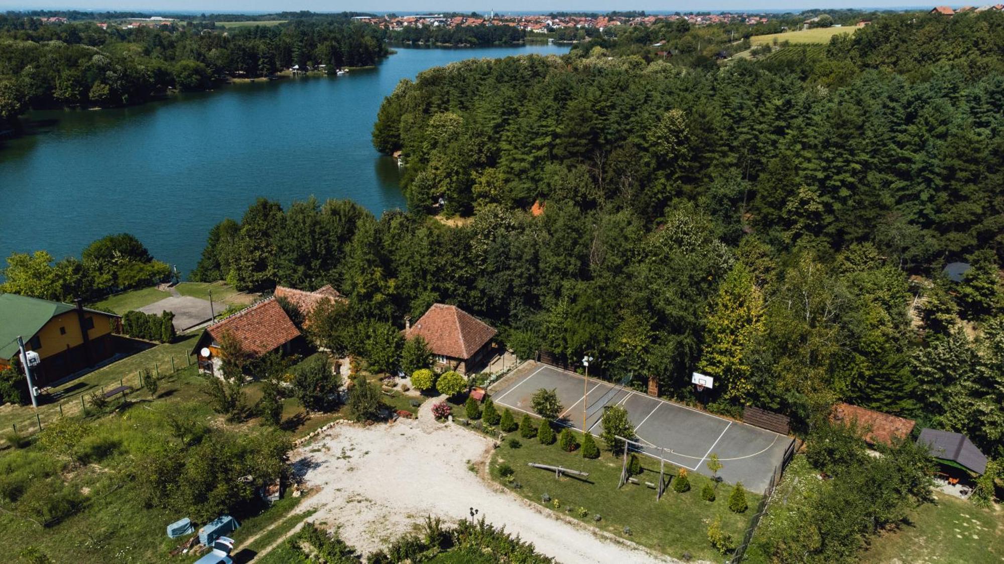 Magaze De Luxe Villa Gradacac Bagian luar foto